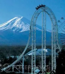 Ya no estamos en la montaña rusa de ayer, sino en un transporte menos movidito...