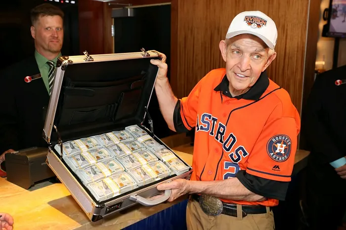 mattress mack poker
