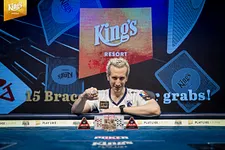 Bertrand "ElkY" Grospellier vence segunda bracelete no Colossus WSOPE (€190.375)