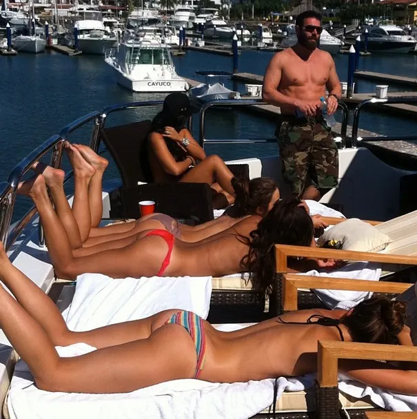 Jay Farber e Dan Bilzerian Livin La Vida Loca - "A Ressaca Style" 103