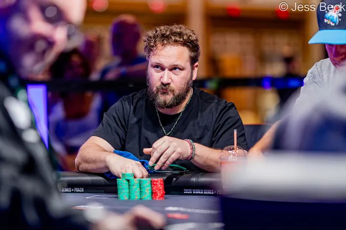 Anderson Eyes Bracelet No.6 With Big Final Three Lead in $10K Razz