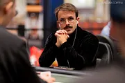 Quanto um jogador de torneios de poker ganha por ano? Yuri Martins simula