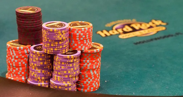 WPT Seminole Hard Rock Poker Showdown Day 2: Money Bubble Bursts; Richard Kirsch Leads 0001