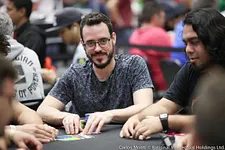 Cássio Kiles Lidera 9 Brasileiros para Dia 3 do US$ 5K NLH Main Event WCOOP