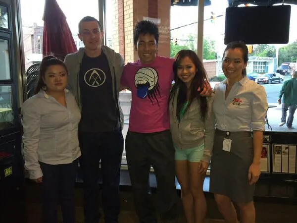 Brèves Poker : un agrément, des retours, un problème, un super-héros 101