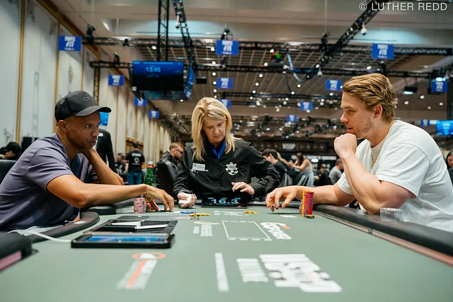 25K Heads Up - Phil Ivey and Alex Foxen