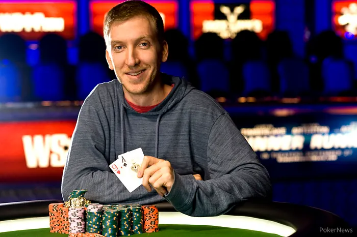 Dana Castaneda Becomes First Woman to Win Open Event at 2013 World Series of Poker 101