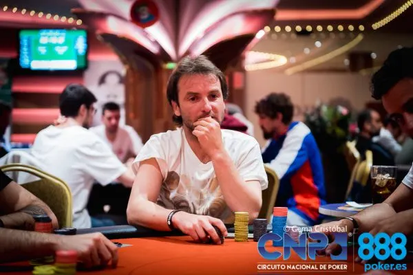 El Circuito Nacional de Poker inauguró su etapa en Bilbao con el Día 1a del Main Event 0001