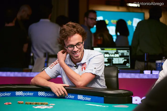 WSOP : Deuxième bracelet de l'été pour Shaun Deeb, Romain Lewis 3e 0001