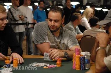 World Series of Poker Dia 8: Grinder atrás da 2ª bracelete e LeFrancois ganha a primeira 0001