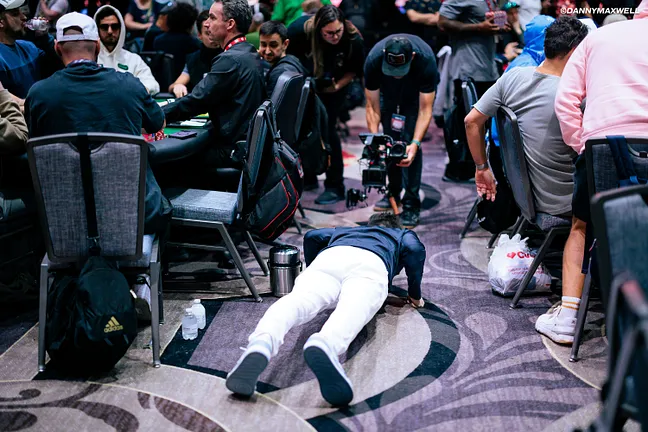 Ren Lin doing push-ups.