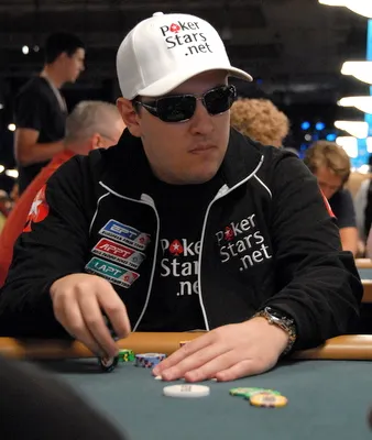 Alexandre Gomes Ganha o 215 Holdem Mixto do PS 0001