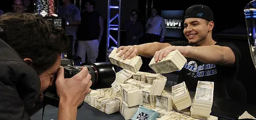 Bobby Oboodi remporte le World Poker Tour Borgata 2011 (922.441$)