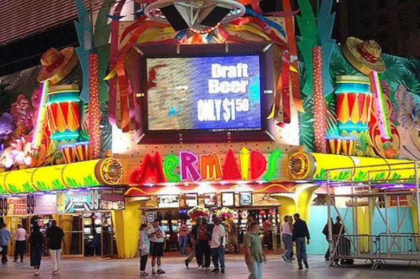 Fremont Street : Démolition historique à Downtown Las Vegas 0001