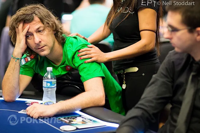 Brèves Poker : un slowroll, une suspension, une réaction, une vie de « balla » 102