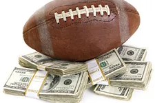 Le Super Bowl déchaîne les parieurs aux Etats-Unis. Des mises gigantesques sont enregistrées. (football américain)