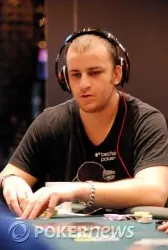 Mizzi leads the field