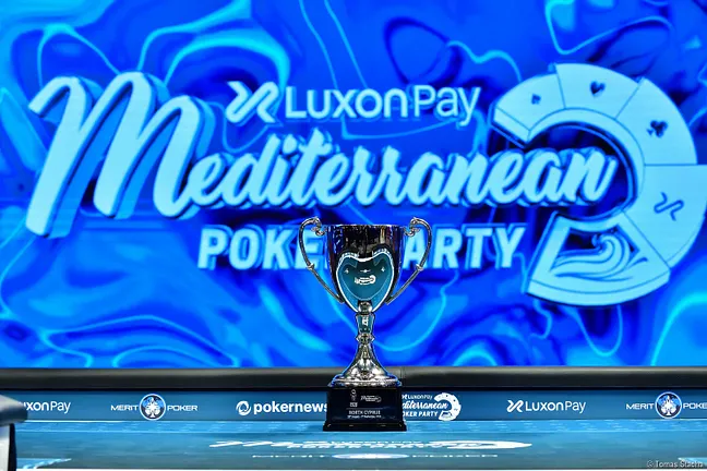 pokernews trophy
