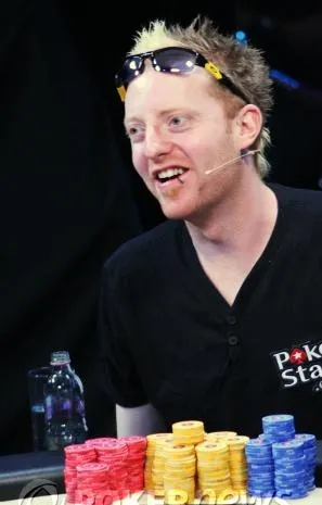 Table finale EPT 2008 - Will Fry humaniste et vainqueur de l'European Poker Tour Budapest 0001