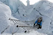 Everest Poker : Cheaproll PokerNews Altitude 100