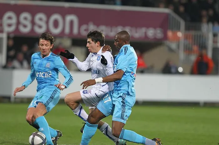 Auxerre reçoit Marseille en demi-finales de la Coupe de la Ligue (cotes et paris)