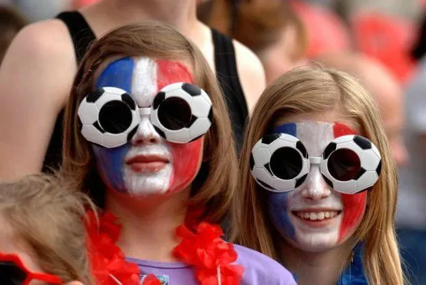 MTT Online : Les Français au foot, les Européens grindent