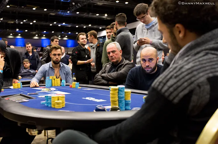 Abusing the Bubble in Tournaments