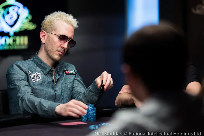 PSC Sochi : ElkY rate la finale, Vladimir Troyanovskiy toujours là 0001