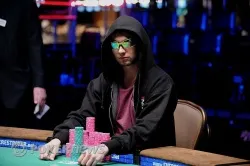 WSOP 2010 - Jour 34 : La victoire sourit à Chance Kornuth (event# 47,49,50) 0001