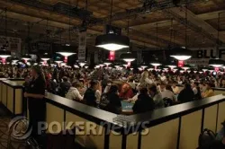 A Sea of Players Fill the Amazon Room