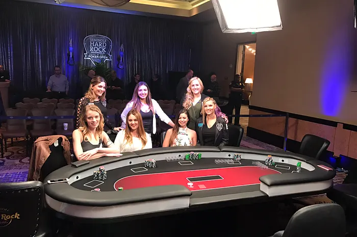Replay : Ladies Night PNIA avec Sam Abernathy, Natasha Barbour, Kelly Minkin, Jessica Dawley, Jamie Kerstetter, Cate Hall & Alexis Gavin 0001