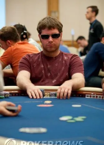 Online Poker Spotlight: Jonathan Little 0001