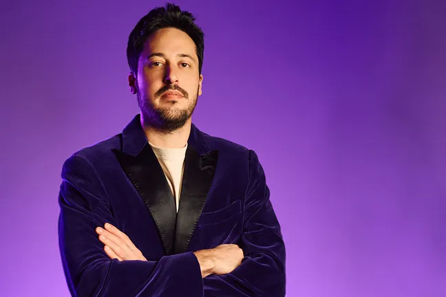 Adrian Mateos