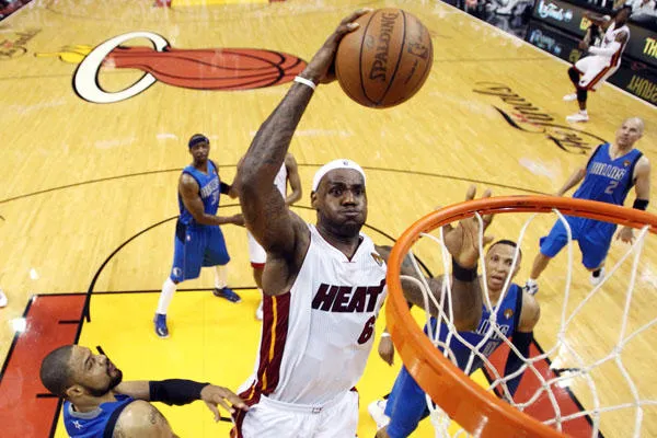 All Mucked Up: 2012 World Series of Poker Day 6 Live Blog 104