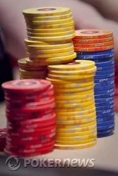 Acumula fichas siguiendo todo lo que tenemos en es.PokerNews.com