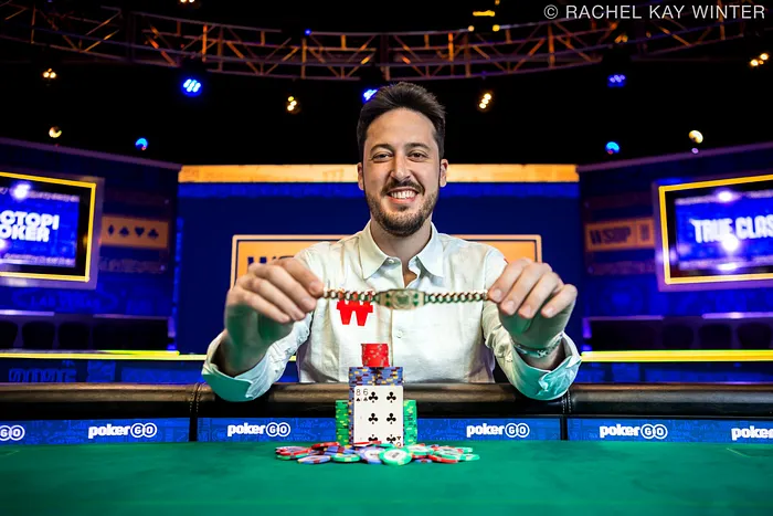 Adrian Mateos Wins Online Bracelet EV11