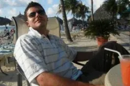 Joueurs de poker online : Joe 'Hoodini10' Undine 0001