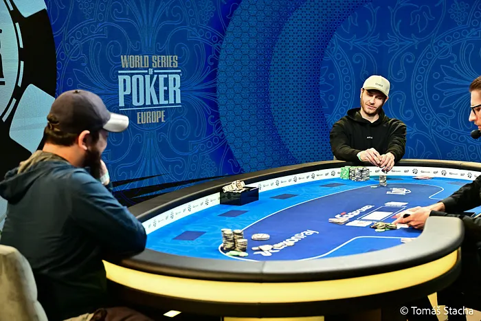 Akihiro KonishiMarius Kudzmanas