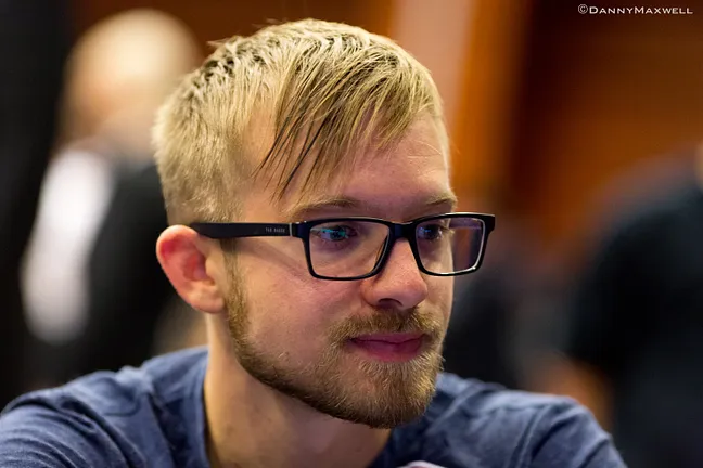 Martin Jacobson bubbles the Super High Roller