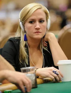 Raise Big or Small? A Discussion of Open Bet Sizing from the 2015 WPT Borgata Main Event 102