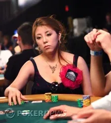 Wooka Kim busting in the battle of the blinds