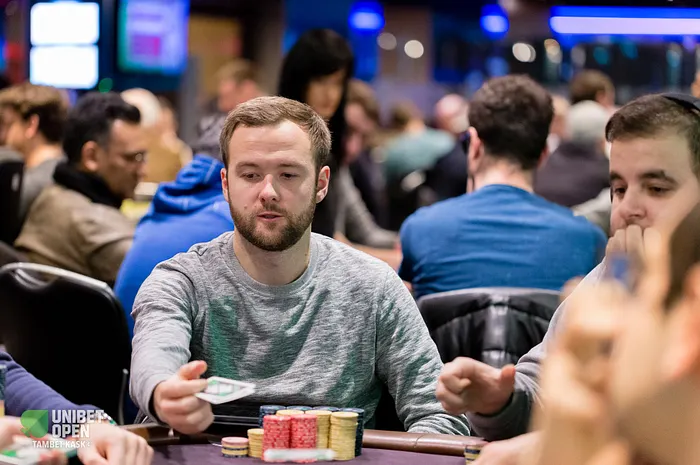 Le Main Event 2017 est le 3e plus gros de l'histoire des WSOP, Jérôme Brion chipleader du Jour 1C 0001