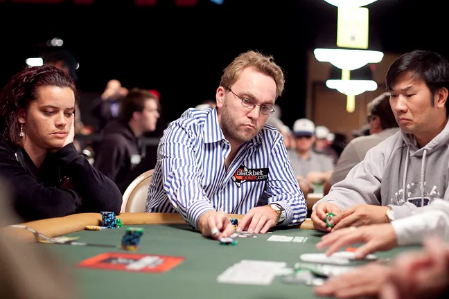 Neil Channing - 8,900 chips