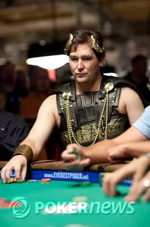 WSOP Main Event on ESPN: Hellmuth's Entrance, Hand of the Week and Our MVP 0001