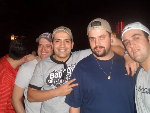 Saga: A Caminho de Vegas - Deus ajuda os Bêbados 0001