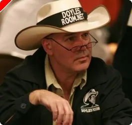 Hoyt Corkins s'est fait dérober ses 2 bracelets WSOP 0001