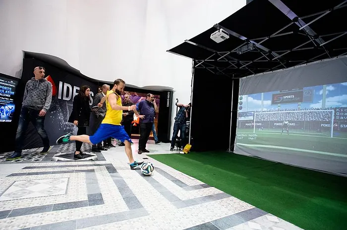 EPT Grand Final : Daniel Negreanu tape le foot 0001