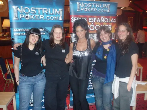 La columna de May Maceiras: Everest Girls 0001