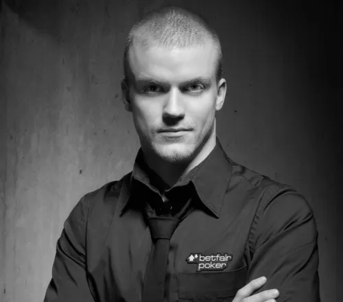 A Flurry of Online Poker Sponsorship Signings 0001