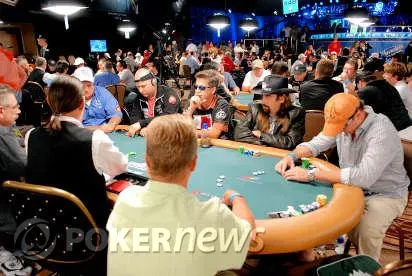 WSOP 2008 - Main Event Jour 1D : le second plus gros Main Event de l'Histoire 0001